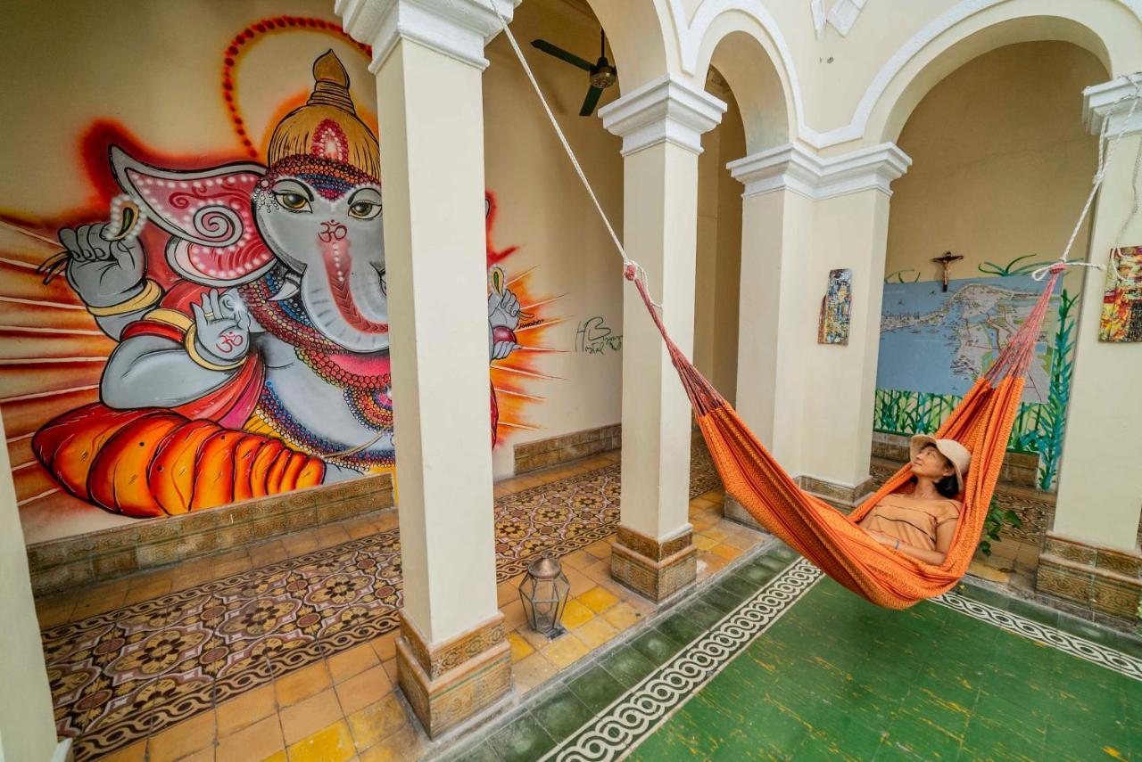 Hostal El Castillo Del Marques By Biscanna Hostels *